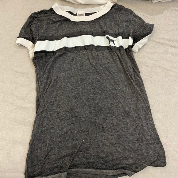 Tops - Picture 16 of 16